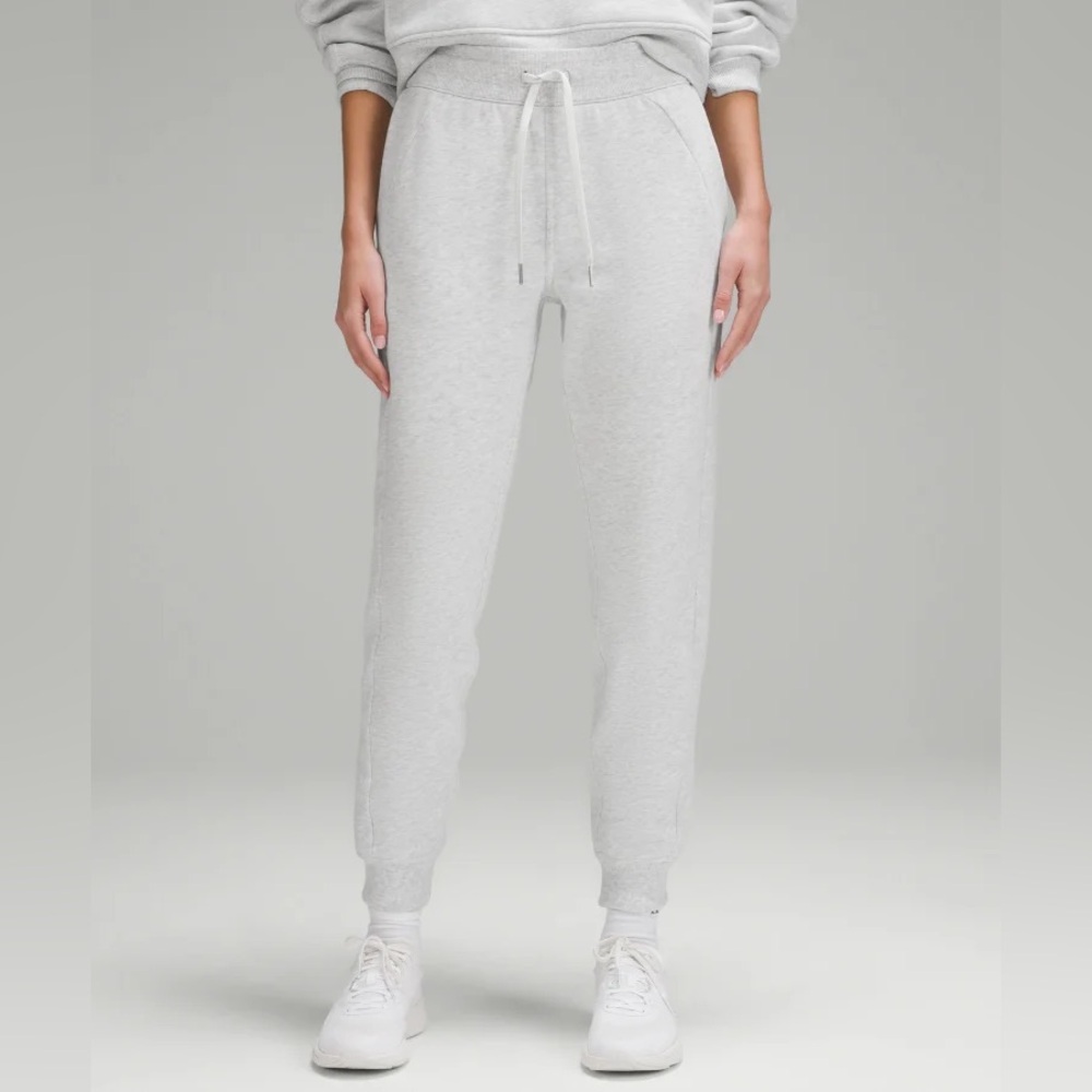 lululemon athletica scuba joggers light gray